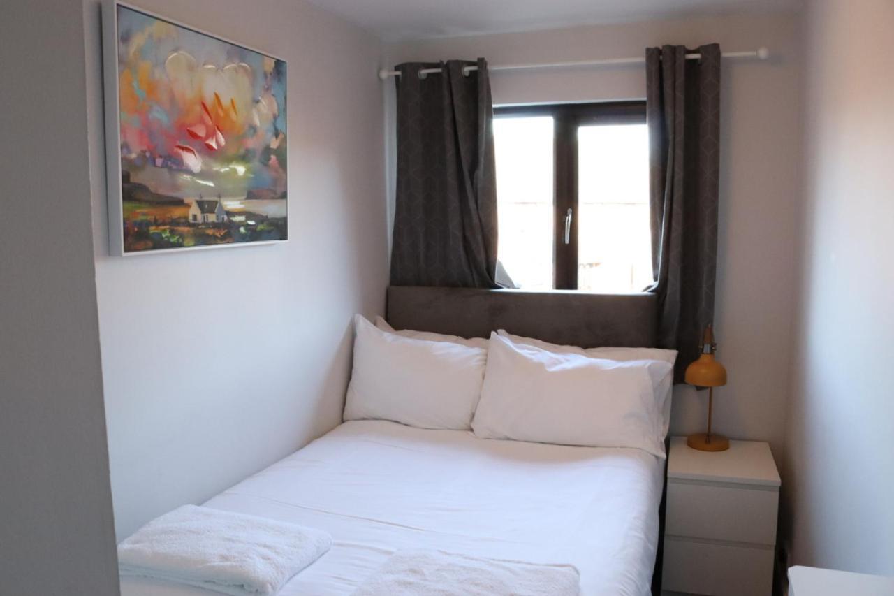 Garland Modern Apartment With Private Garden & Parking Dartford 5 Exteriér fotografie