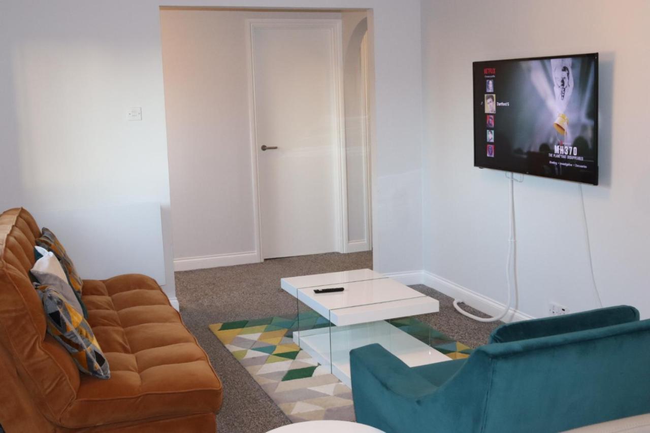 Garland Modern Apartment With Private Garden & Parking Dartford 5 Exteriér fotografie